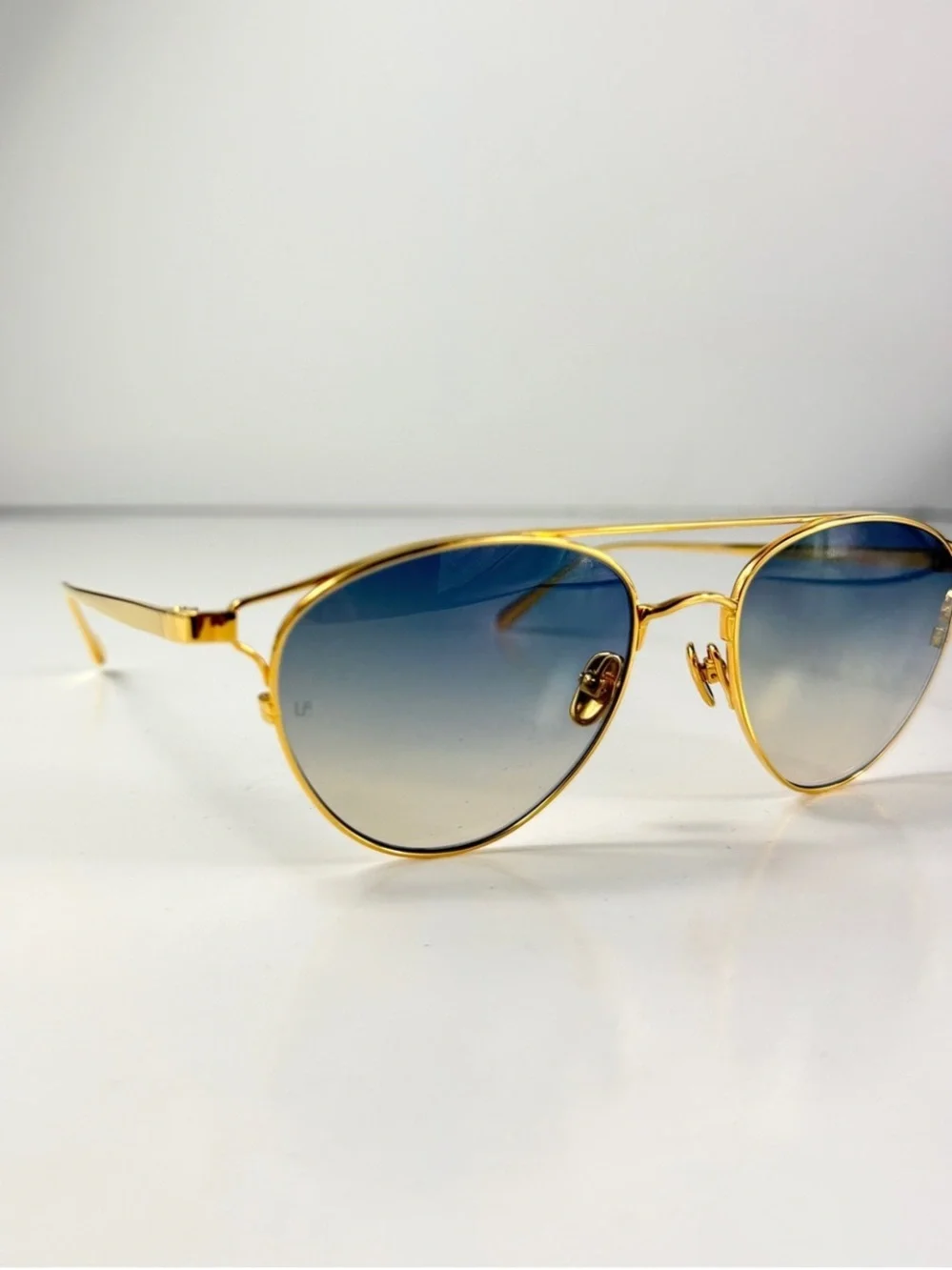 Linda Farrow Omar Aviator Sunglasses Gold Blue LFL804 C7 Titanium NWT Full Set